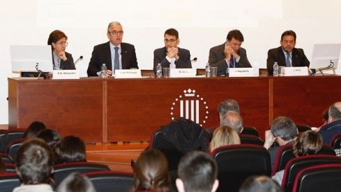 Los farmacéuticos catalanes reivindican los servicios profesionales para alcanzar nuevos roles en su profesión