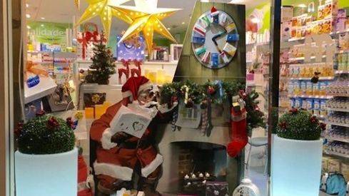Abierto el 6º Concurso de Escaparates Navideños en farmacias de la provincia de Ciudad Real