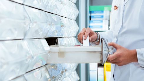 Convalidación del título y experiencia en farmacia hospitalaria. Requisitos