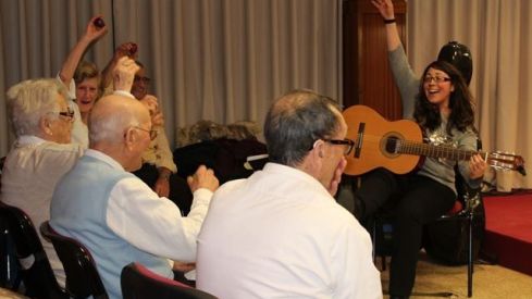 «Las Voces de la Memoria» suenan en el CEU