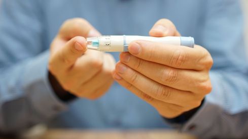 Relación entre eficacia y adherencia terapéutica en pacientes con diabetes mellitus tipo dos