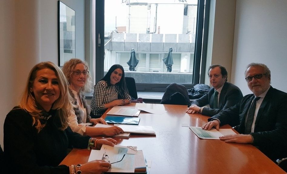 Fedifar se reunió con la portavoz de Sanidad del PP en el Congreso