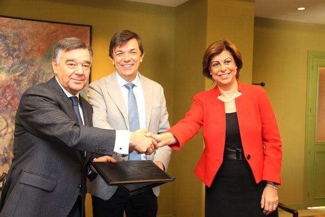 Se crea la «Cátedra Extraordinaria COFM» en la Universidad Complutense de Madrid