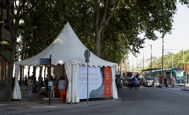 Más de 300 farmacias de Barcelona contribuirán a la prevención y detección precoz del cáncer de piel