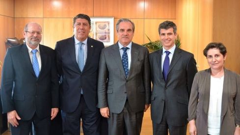 El Consejo General de Farmacéuticos y la Fundación IDIS trabajan en la implantación de la receta electrónica privada