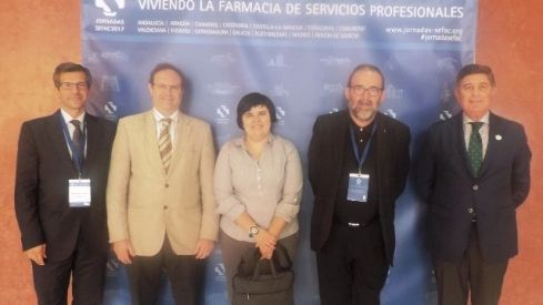 Farmacia comunitaria y hospitalaria anuncian la creación de un documento conjunto de trabajo sobre continuidad asistencial