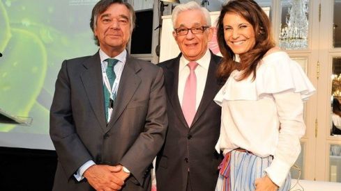 Sánchez Martos impulsa el papel del farmacéutico como agente de salud pública en la Primera de Jornada Dermofarmacia