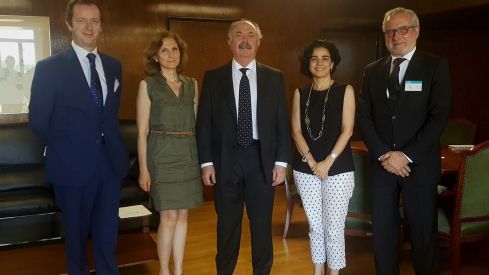 FEDIFAR aboga por explorar fórmulas para la dispensación de innovaciones en oficina de farmacia
