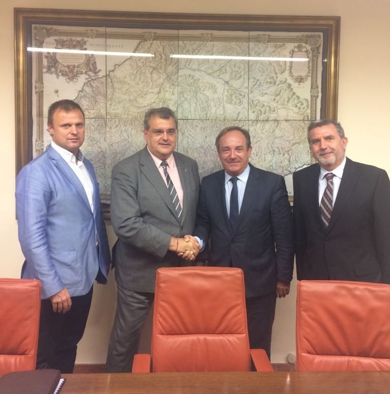FEFAC se reunió con el secretario general de Sanidad para avanzar en el fortalecimiento de la oficina de farmacia
