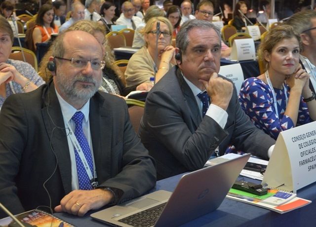 El Consejo General de Farmacéuticos presenta sus proyectos asistenciales y de investigación en el Congreso Mundial de Farmacia