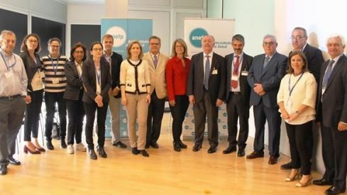 Ocho comunidades se comprometen a incluir los medicamentos de autocuidado en los sistemas de prescripción electrónica
