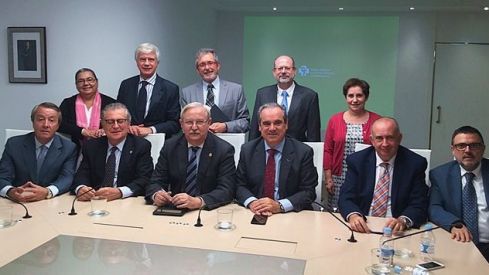 Médicos y farmacéuticos avanzan en la habilitación de un mecanismo de verificación electrónica de la receta médica privada en soporte papel