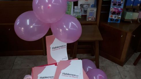 Las farmacias valencianas informarán sobre el cáncer de mama