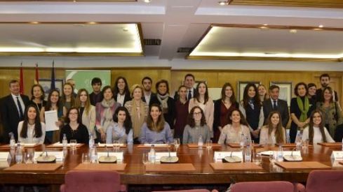 El COF de Madrid concede 25 becas a alumnos Erasmus de Farmacia de la Universidad Complutense