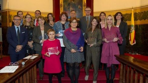 AELMHU premia la investigación, la trayectoria clínica y la difusión de las enfermedades raras y/o los medicamentos huérfanos
