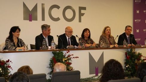 El COF de Valencia dio la bienvenida a más de 300 colegiados