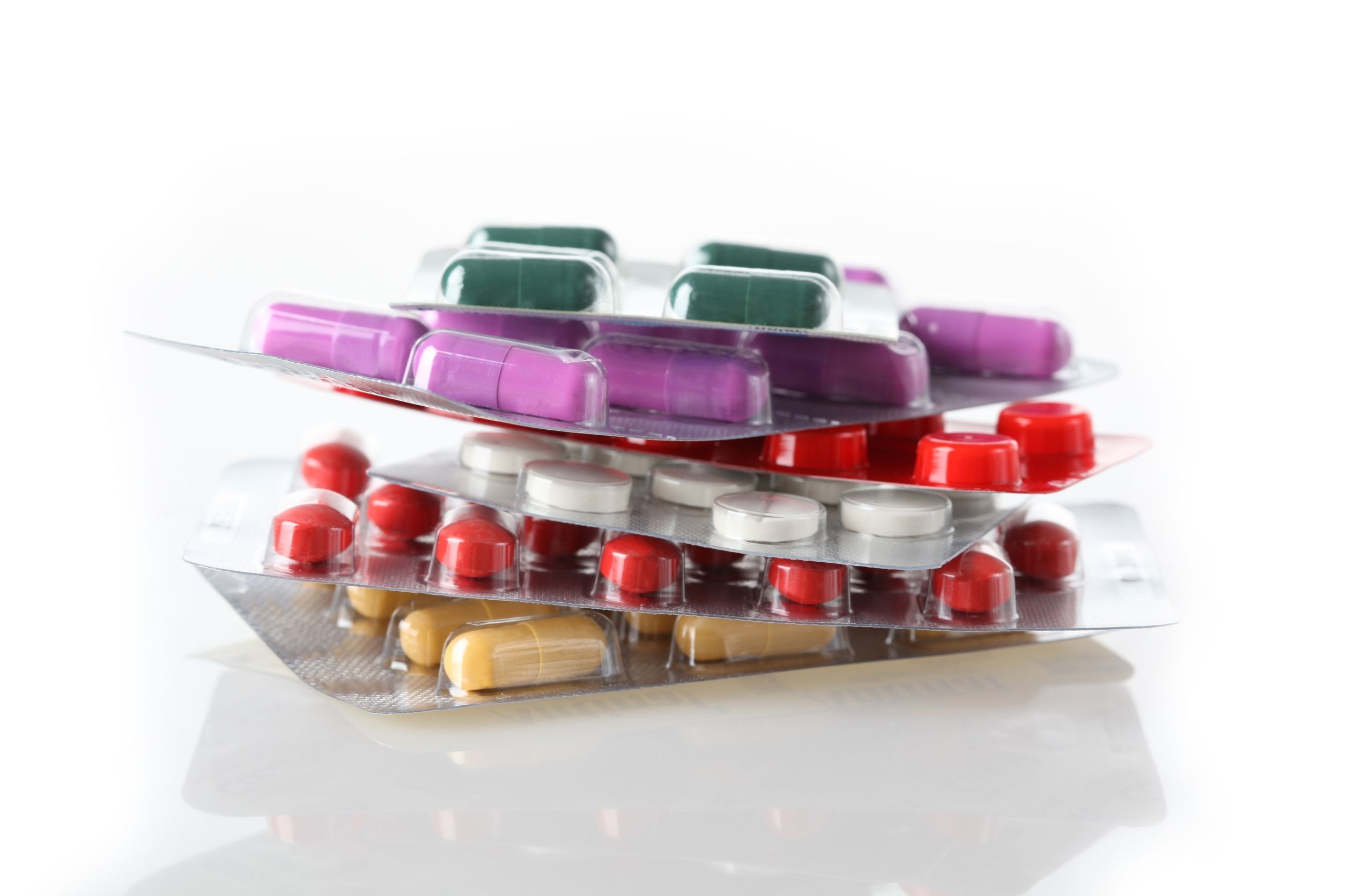 El 1 de enero bajaron de precio 1.253 presentaciones de medicamentos de farmacia comunitaria