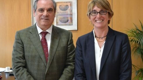 Acuerdo de colaboración entre el Consejo General de Colegios Oficiales de Farmacéuticos y Almirall