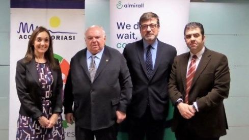 Almirall y Acción Psoriasis firman un acuerdo de colaboración