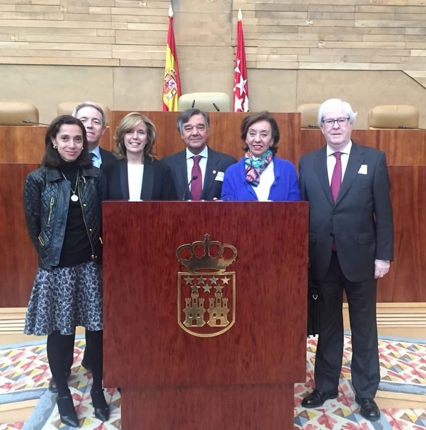 Luis González reclama «una Ley de Farmacia que ordene el ejercicio de las funciones farmacéuticas»