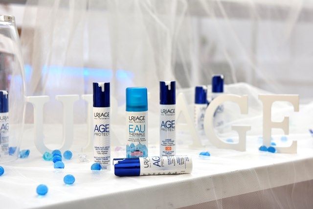 AGE PROTECT, primera gama con escudo protector anti luz azul