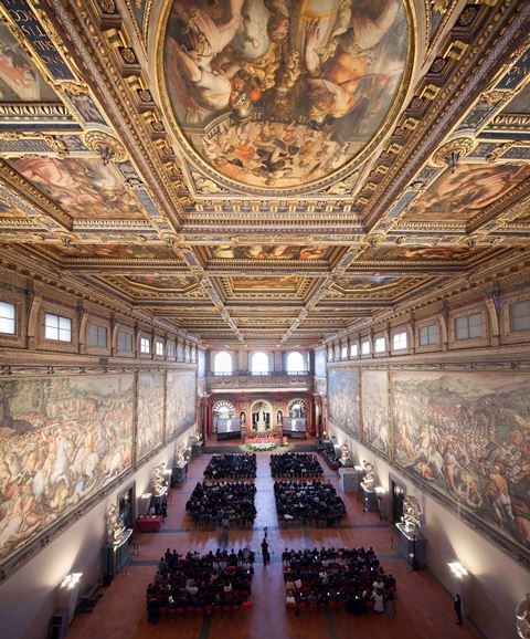 Apoteca Natura celebró en Florencia el Curso de Evolución de su red de farmacias