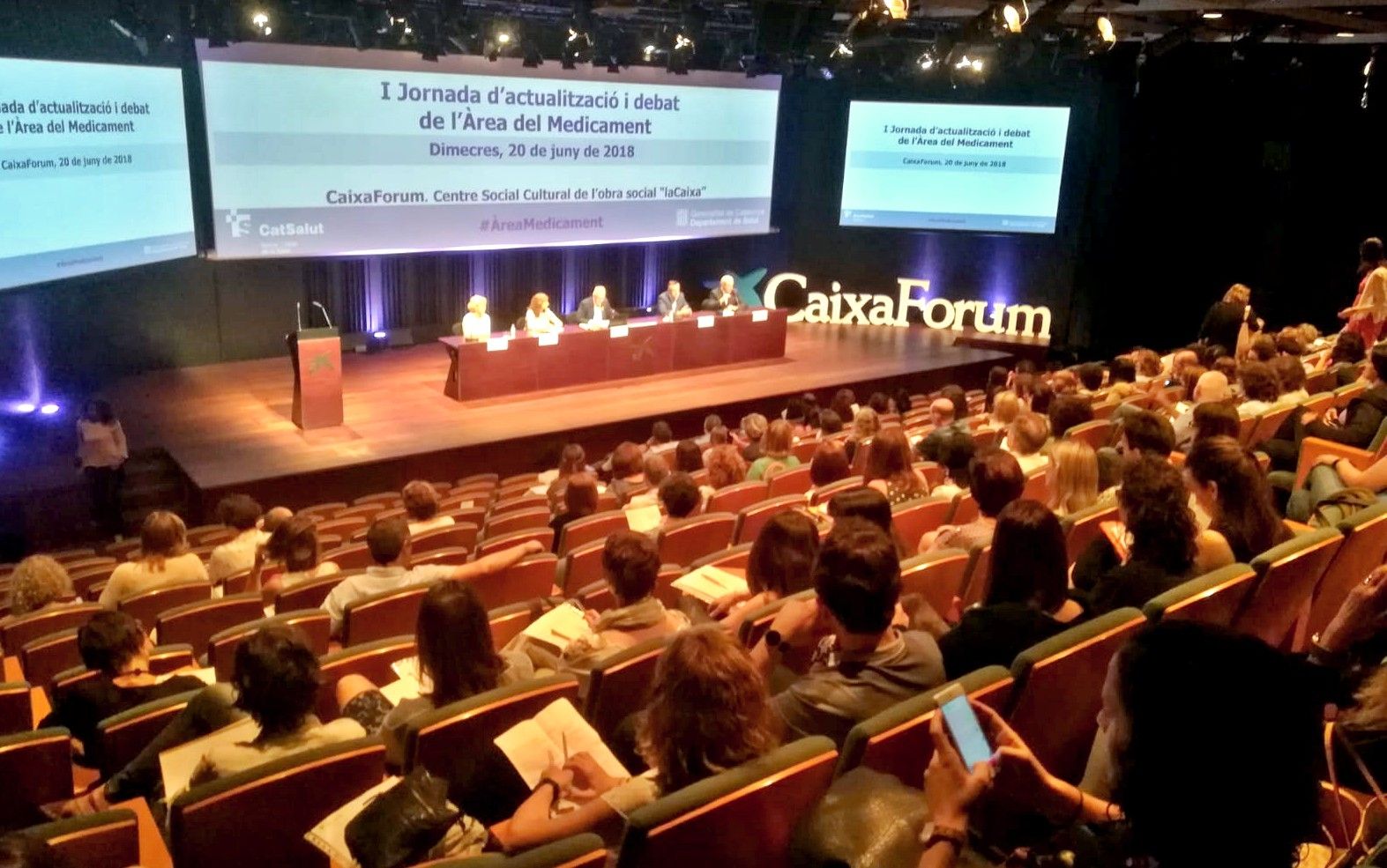 Más de 300 profesionales participan en la I Jornada de actualización y debate del Área del Medicamento del CatSalut