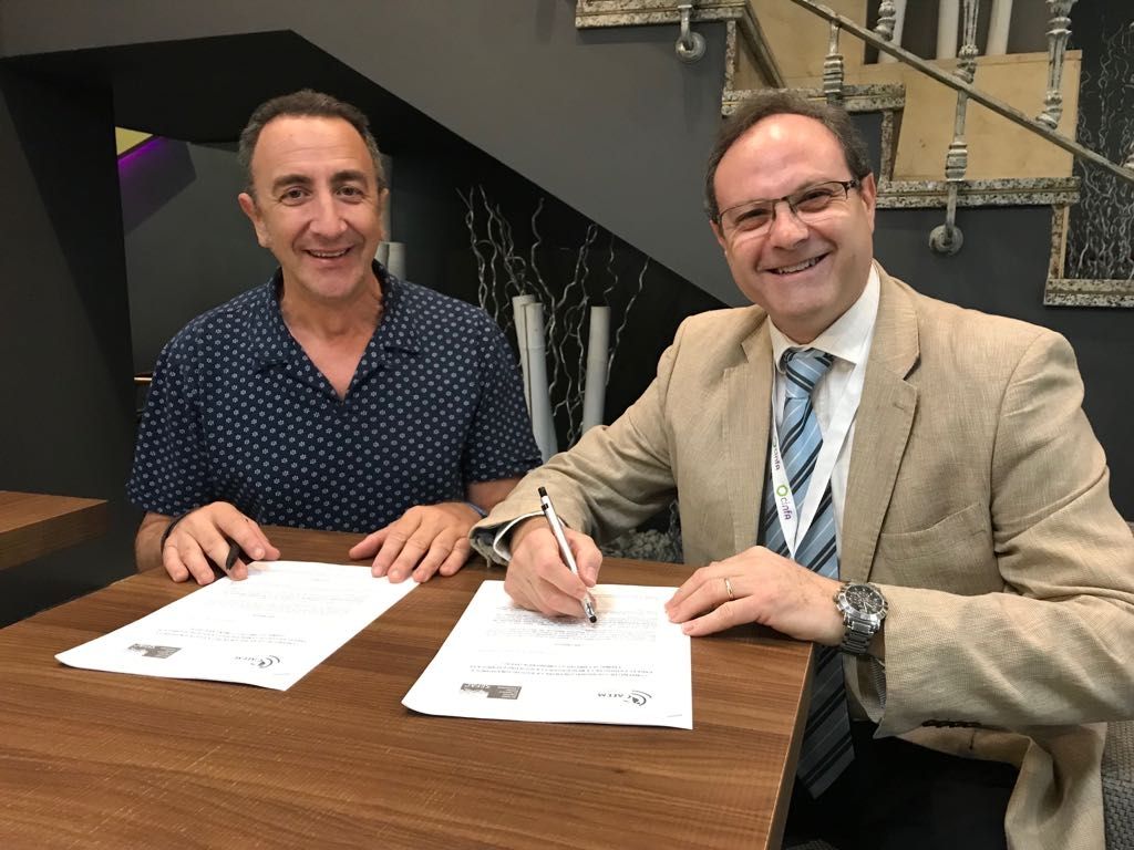 AEEM y SEFAC firman un convenio para difundir e intercambiar conocimiento sobre el manejo de la menopausia