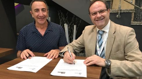 AEEM y SEFAC firman un convenio para difundir e intercambiar conocimiento sobre el manejo de la menopausia
