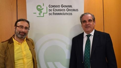 Los farmacéuticos y el colectivo LGTBI llevarán a cabo iniciativas conjuntas