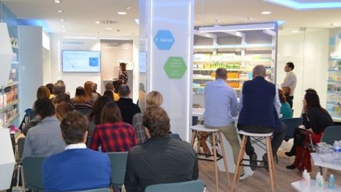 Más de un centenar de horas impartidas de formación continuada para las farmacias de Grupo Hefame
