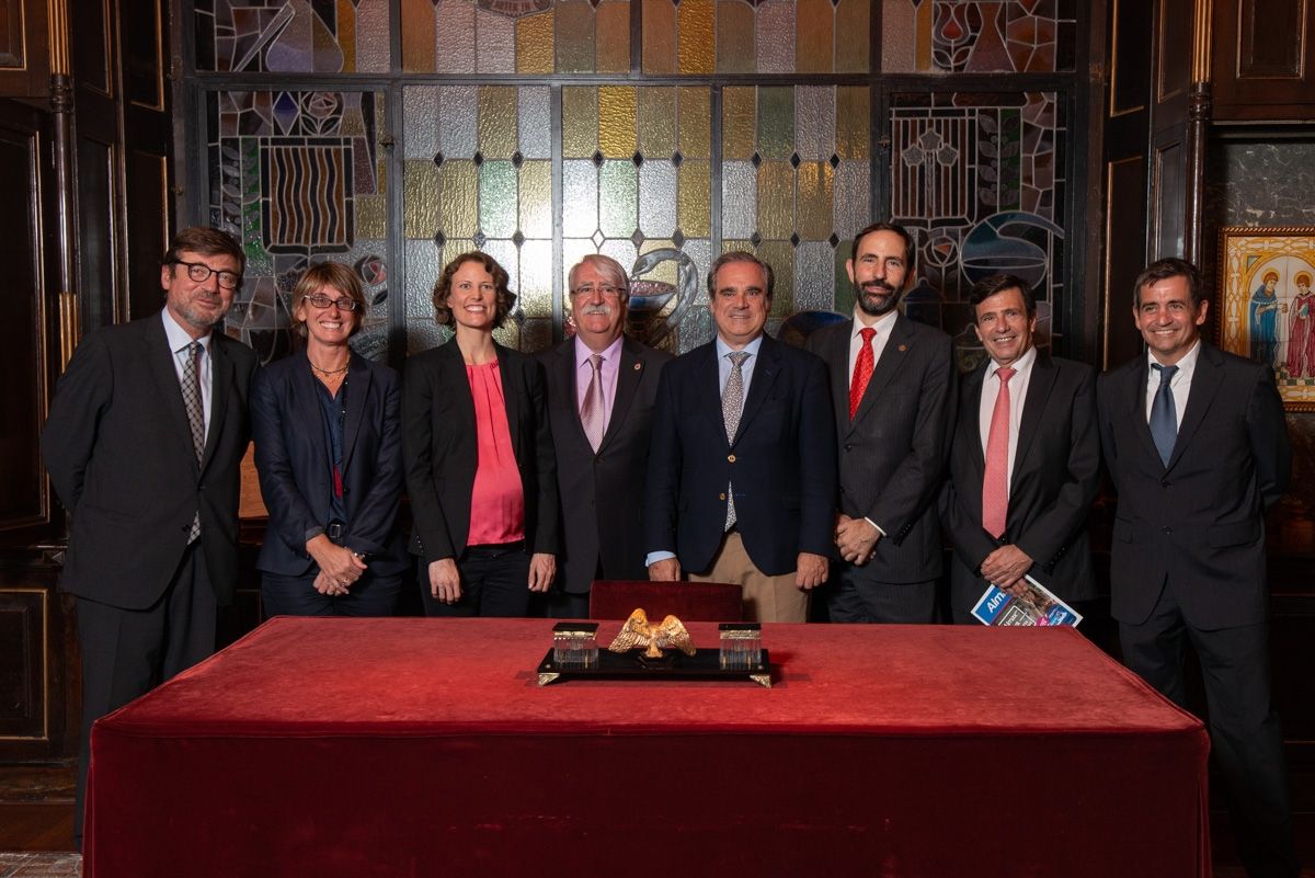 El Club de la Farmacia de Almirall celebra 15 años al servicio de los profesionales de la farmacia