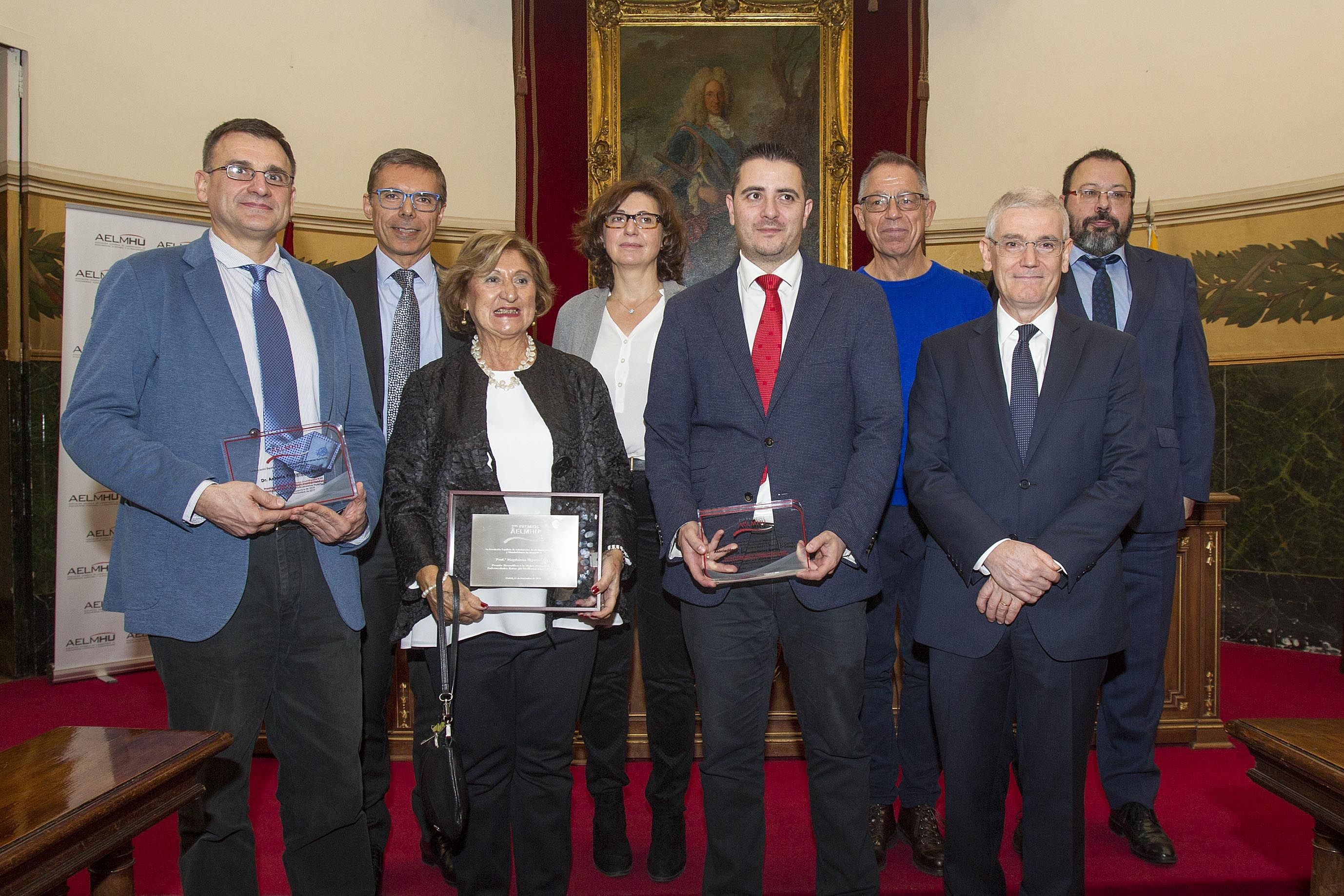 AELMHU premia la investigación, la trayectoria clínica y la difusión de las enfermedades raras y los medicamentos huérfanos