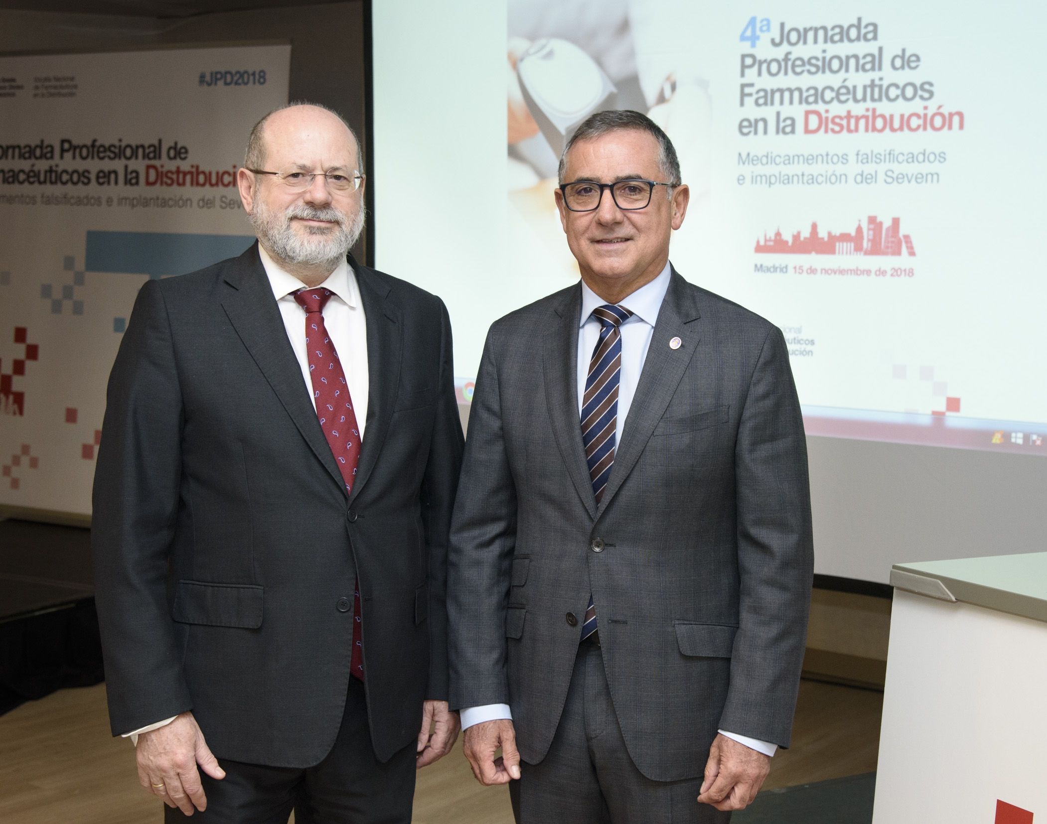 Más de 150 farmacéuticos de la distribución abordaron los medicamentos falsificados y el impacto del SEVEM