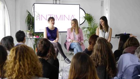 Un 45% de mujeres españolas afirma que existe un tabú en torno a la regla