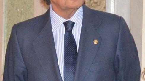 Luis González confía en la aprobación de la nueva Ley de Farmacia, «pero no a cambio de cualquier cosa»