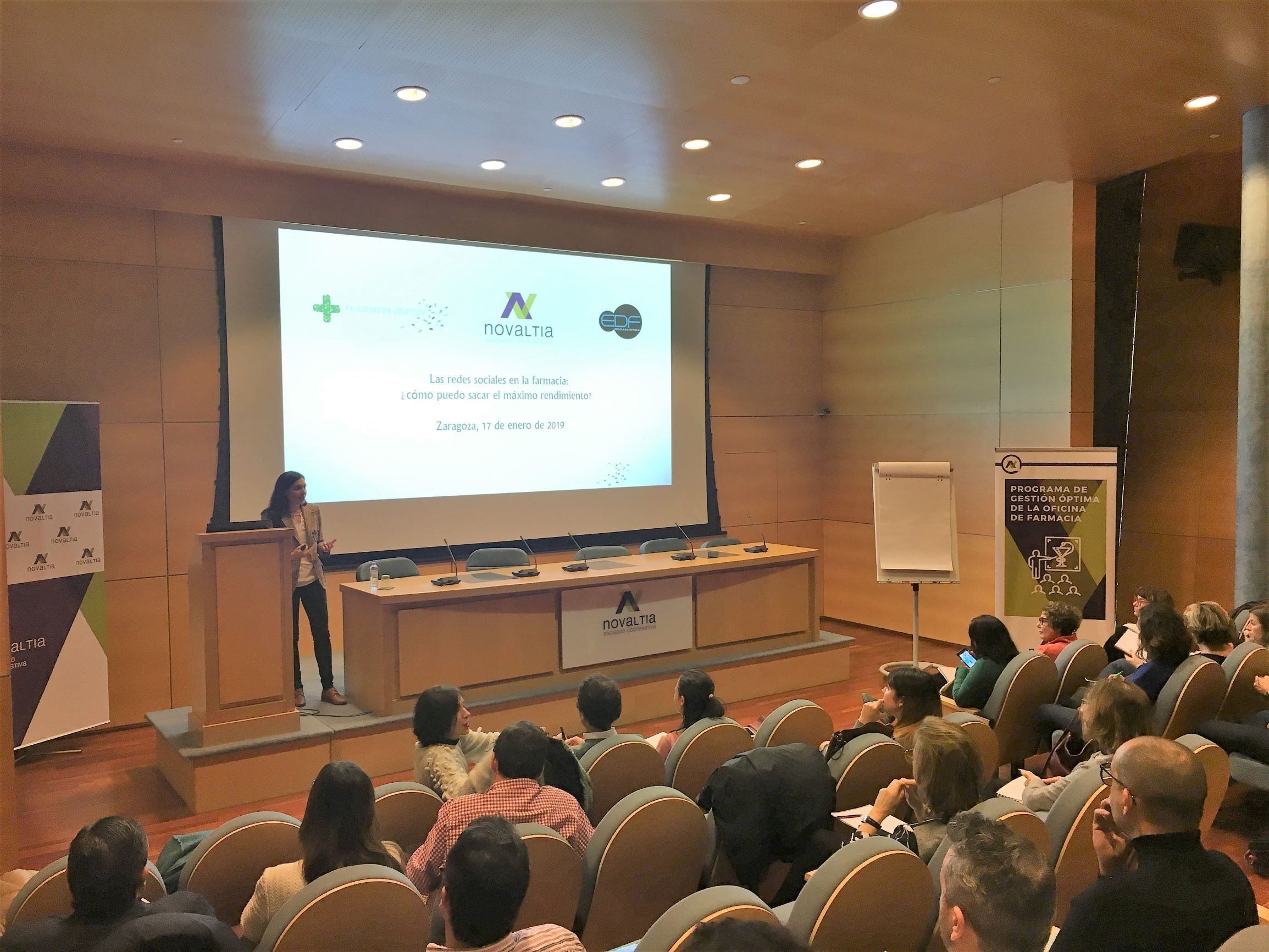 @BoticariaGarcia introduce en las redes sociales a los farmacéuticos del Programa de Gestión de Novaltia