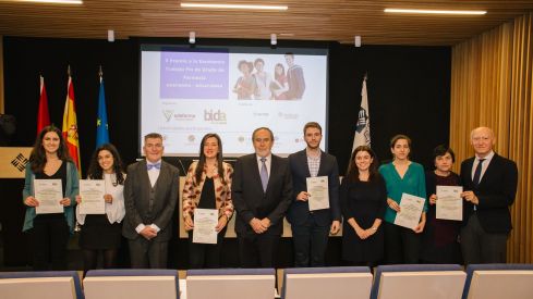 Adefarma y Bidafarma entregan el II Premio a la Excelencia Trabajo Fin de Grado Farmacia