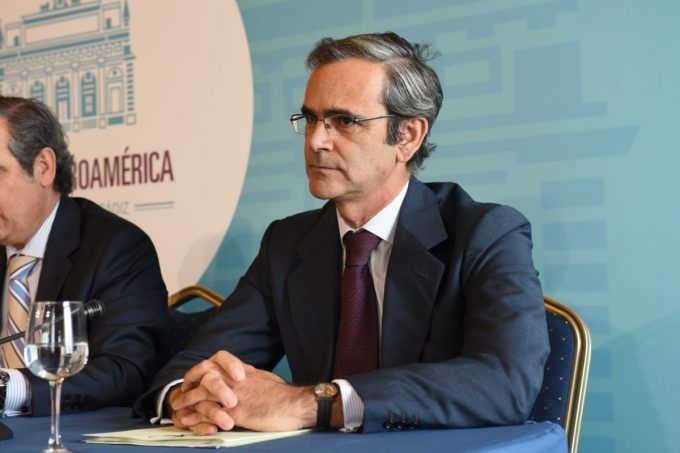 Ernesto Cervilla, reelegido presidente del COF de Cádiz