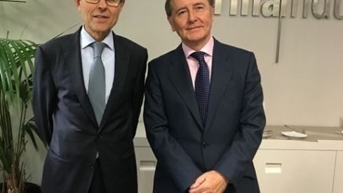 La Asamblea de Farmaindustria ratifica la prórroga del convenio con el Gobierno por la sostenibilidad, el acceso y la innovación