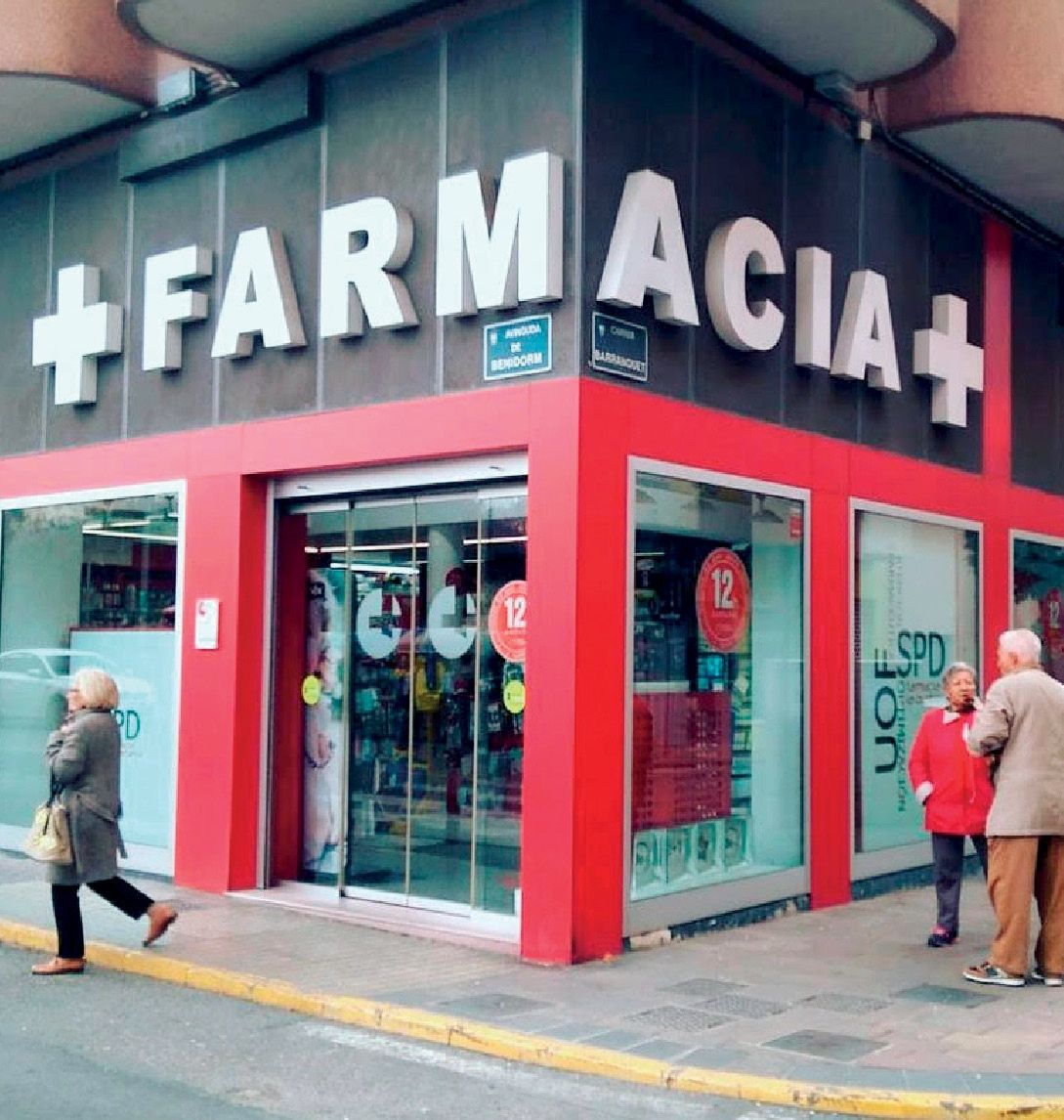 Carlos Alonso Garre, un farmacéutico implicado con la profesión