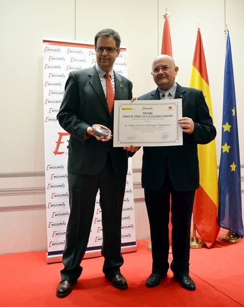 Ángel Huélamo, premio a la Excelencia Sanitaria 2019