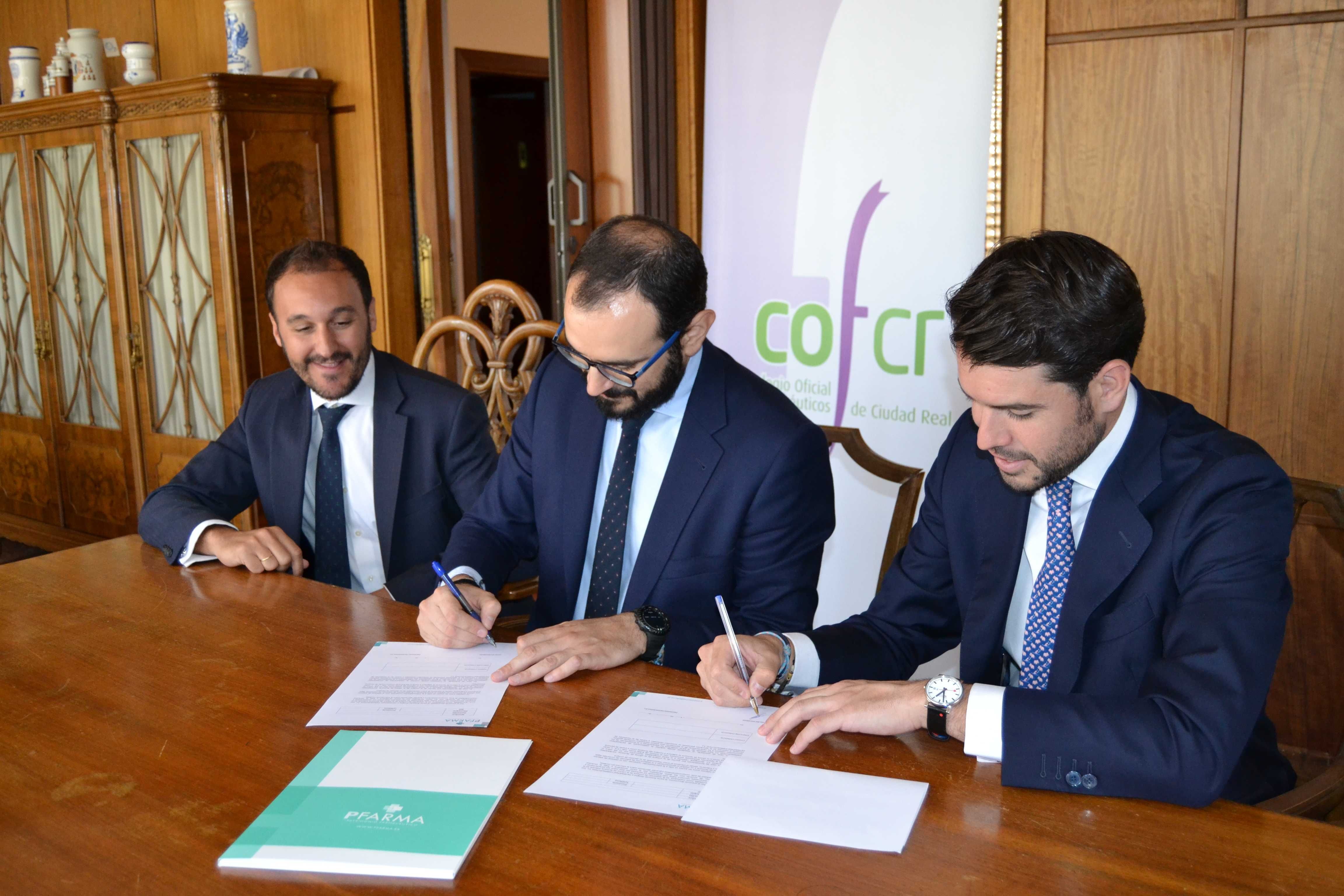 El Colegio de Farmacéuticos de Ciudad Real firma convenio con Patrimonio Farmacéutico SL