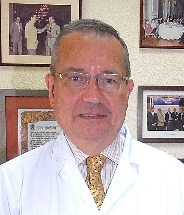 «Los simbióticos constituyen una eficaz arma terapéutica para conseguir que la flora intestinal sea preferentemente beneficiosa para el huésped»