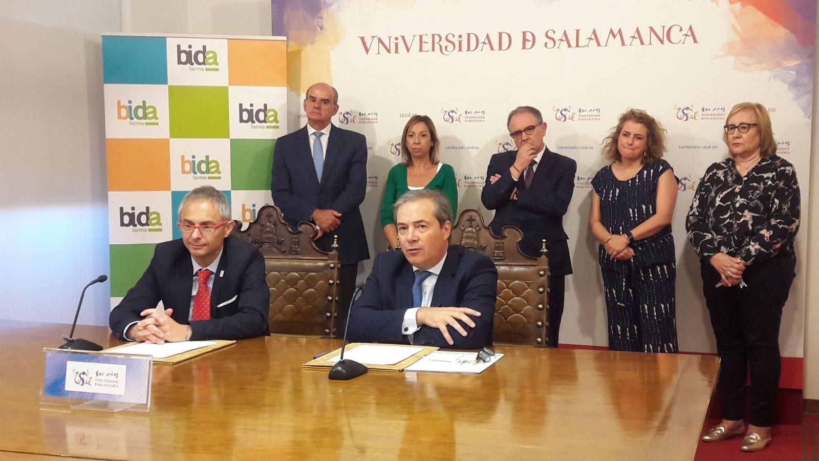 La Universidad de Salamanca y Bidafarma impulsarán la realización de actividades culturales, educativas, editoriales y científicas