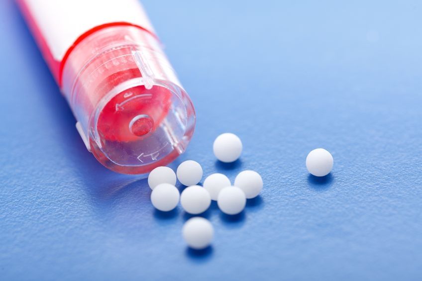 La Comisión Nacional de Salud e Investigación Médica de Australia hace público un informe de 2012 sobre la eficacia de la homeopatía