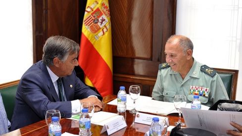 La Guardia Civil refuerza el Plan Mayor Seguridad con la colaboración del Colegio de Farmacéuticos de Madrid