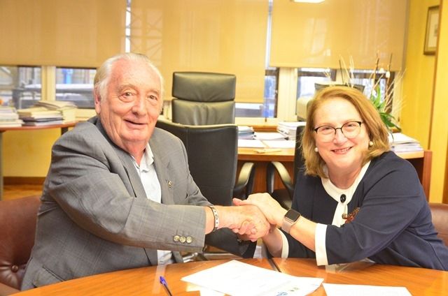 El COF de Murcia y la Academia de Farmacia Santa María de España renuevan el convenio de colaboración