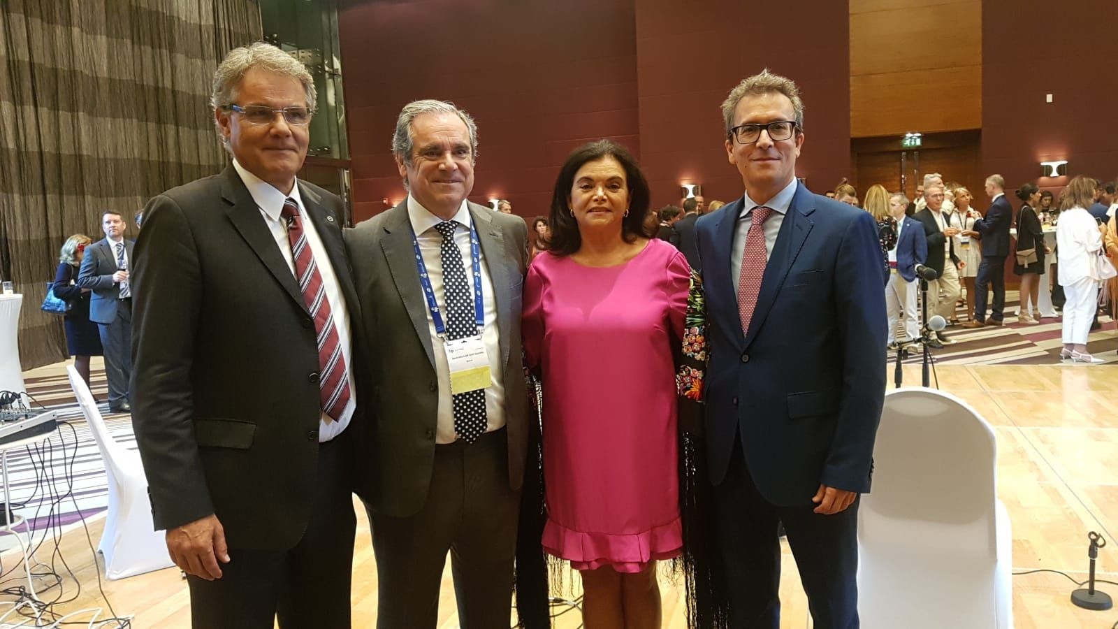 Destacada presencia de la farmacia española en el congreso de la FIP en Abu Dabi