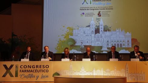 La farmacia de Castilla y León ofrece a Sanidad su valor sanitario y su amplia presencia en el medio rural